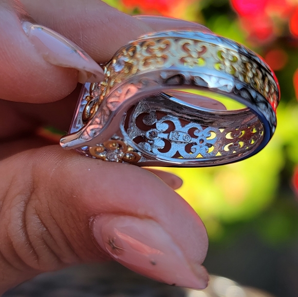 Large CZ Sparkly Ring 925 - Picture 7 of 10